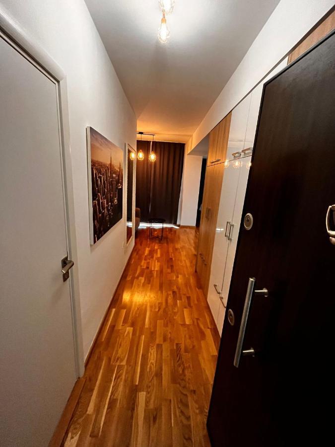 Vortex Studio Near The Central Park * Σκόπια